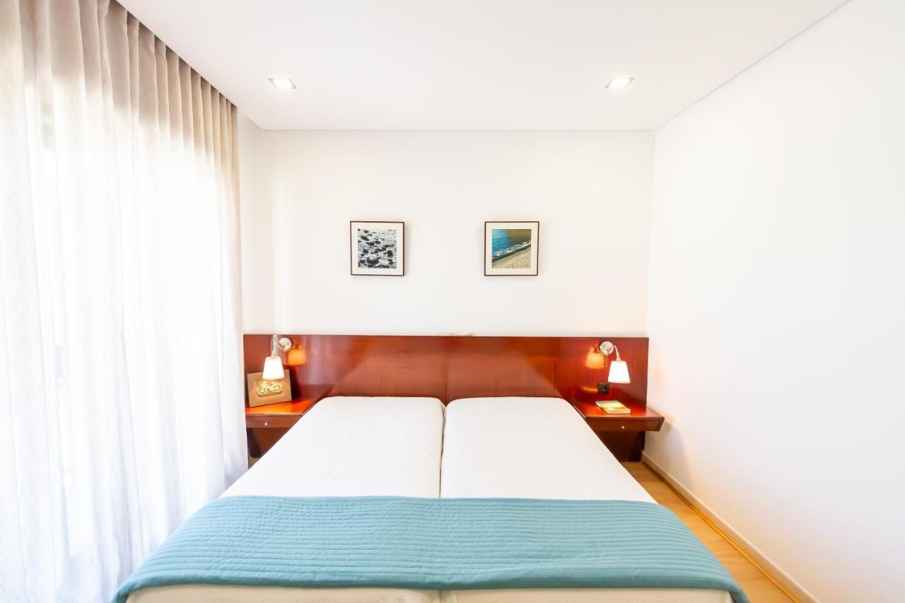 Apartamento Mar & Sol ポボア・デ・バルジン エクステリア 写真
