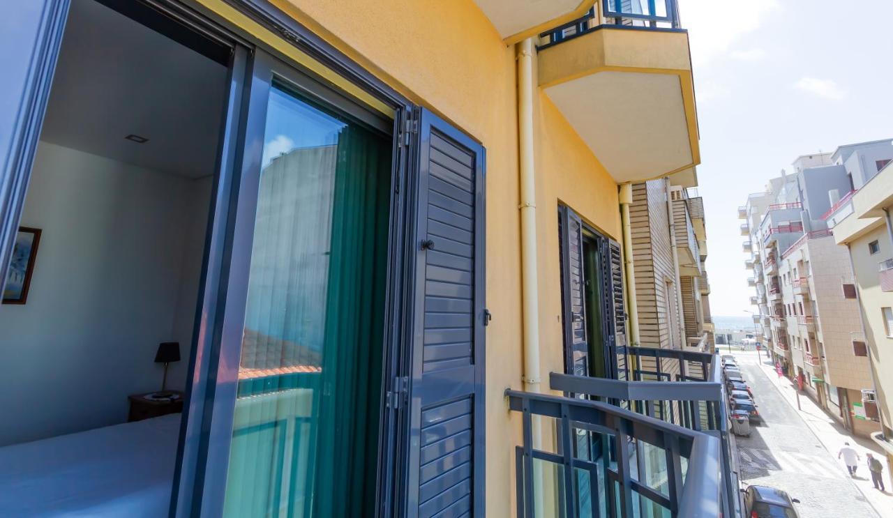 Apartamento Mar & Sol ポボア・デ・バルジン エクステリア 写真